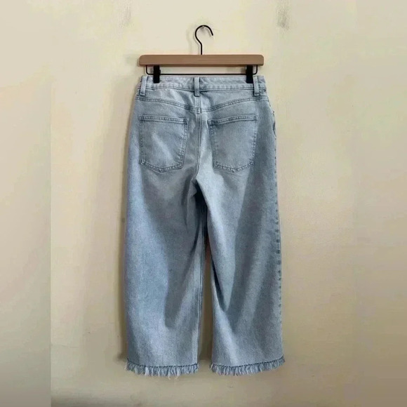 Talbots Wide Leg Crop Jeans Raw Hem Maui Wash, size 4 - Picture 7 of 16